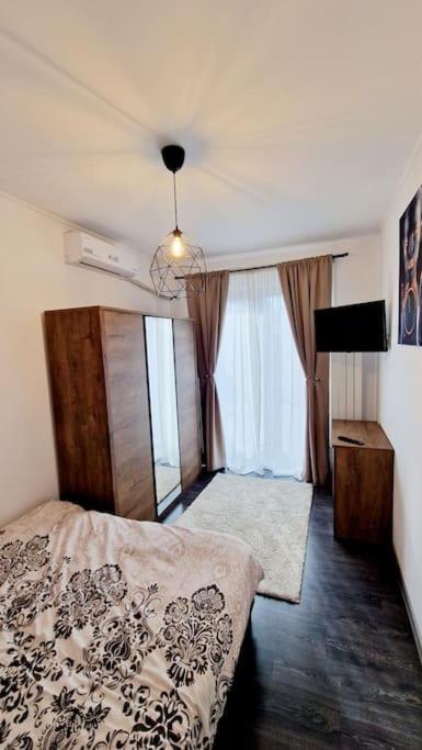 Belle Apartments - Republicii ปีเตช ภายนอก รูปภาพ